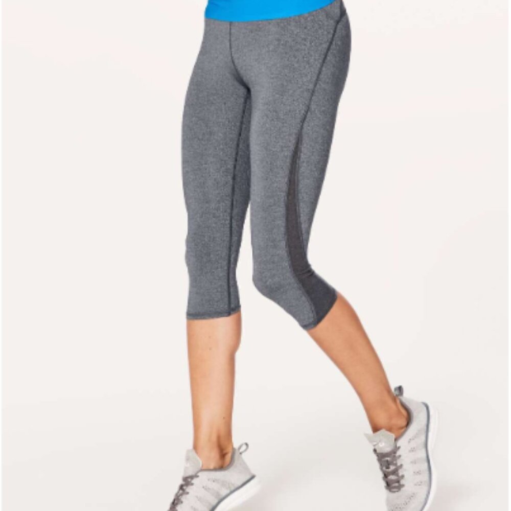 Lululemon Train Time Crop (17") Size 2